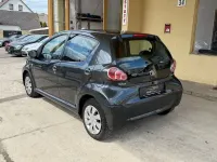 Używany Toyota Aygo 68 KM (50 kW) 2012 Szary Hatchback