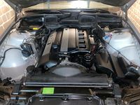 Gebraucht BMW 728 193 PS (141 kW) 1998 Silber Limousine