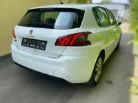 Gebraucht Peugeot 308 Active 131 PS (96 kW) 2018 Weiß Limousine