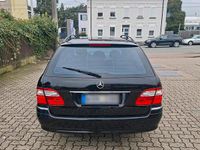 Gebraucht Mercedes E320 204 PS (150 kW) 2004 Schwarz Kombi