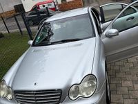 Usata Mercedes C180 143 CV (105 kW) 2004 Argento Berlina