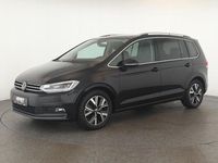 Gebraucht VW Touran Highline 150 PS (110 kW) 2025 Deep black perleffekt Van / Kleinbus