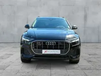 Gebraucht Audi Q8 Ambiente 286 PS (210 kW) 2023 Mythosschwarz metallic SUV