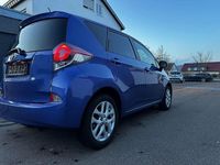 Gebraucht Toyota Verso-S 99 PS (72 kW) 2015 Blau Van / Kleinbus