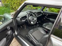 Usado Mini Cooper 122 HP (89 kW) 2010 Cinzento Citadino