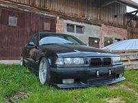 Brugt BMW 320 150 HK (110 kW) 1998 Sort Sedan
