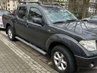 gebraucht Nissan Navara 2,5 DC I Platinum, Automatic voll Ausstattung