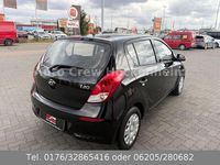 Gebraucht Hyundai i20 Edition 86 PS (63 kW) 2014 Schwarz Kleinwagen