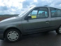 Gebraucht Renault Clio 58 PS (42 kW) 1999 Grau Kleinwagen