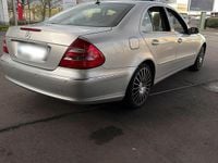Second-hand Mercedes E280 231 CP (169 kW) 2005 Argintiu Berlinǎ
