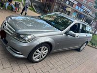 Gebraucht Mercedes C200 2011 Grau Kombi