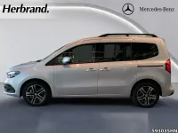 Gebraucht Mercedes T180 116 PS (85 kW) 2024 Silber Van / Kleinbus