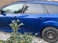 Gebraucht Ford Focus ST-Line 125 PS (91 kW) 2016 Blau Kombi