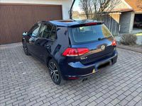 Gebraucht VW Golf VII Comfortline 140 PS (102 kW) 2012 Blau Limousine