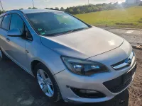 Usata Opel Astra 110 CV (80 kW) 2015 Argento Station wagon