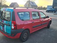 Gebraucht Dacia Logan Lauréate 105 PS (77 kW) 2008 Rot Kombi