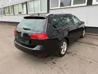 Gebraucht VW Golf VII Allstar 125 PS (91 kW) 2016 Schwarz Limousine