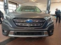 Gebraucht Subaru Outback Platinum 169 PS (124 kW) 2023 Grau Kombi
