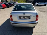 Gebraucht Skoda Fabia Elegance 75 PS (55 kW) 2002 Silber Limousine
