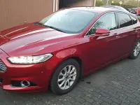 Gebraucht Ford Mondeo Titanium 241 PS (177 kW) 2015 Rot Kleinwagen