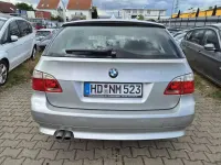 Gebraucht BMW 523 177 PS (130 kW) 2005 Titansilber metallic Kombi