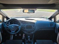 Second-hand Kia Ceed 204 CP (150 kW) 2014 Negru Hatchback