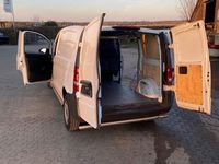 Gebraucht Mercedes Vito 114 PS (83 kW) 2019 Weiß Van