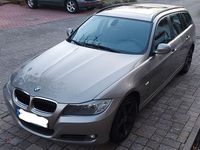 Gebraucht BMW 320 170 PS (125 kW) 2012 Gold Kombi