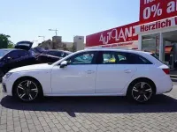 Gebraucht Audi A4 S-Line 163 PS (119 kW) 2021 Weiß Kombi