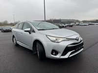 Gebraucht Toyota Avensis 147 PS (108 kW) 2017 Grau Kombi