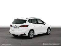 Gebraucht BMW 220 Active Tourer 150 PS (110 kW) 2025 Weiß Van / Kleinbus