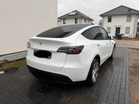 Gebraucht Tesla Model Y Long Range RWD 255 kW (347 PS) 2024 Weiß SUV