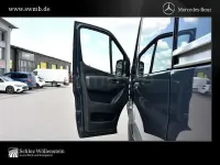 Używany Mercedes Sprinter 190 KM (139 kW) 2025 Szary Van
