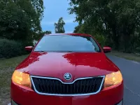 Gebraucht Skoda Rapid 90 PS (66 kW) 2016 Rot Kleinwagen