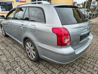 Gebraucht Toyota Avensis 147 PS (108 kW) 2008 Silber Kombi