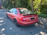 Gebraucht Audi A4 125 PS (91 kW) 1997 Rot Limousine