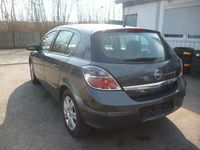Gebraucht Opel Astra Innovation 90 PS (66 kW) 2009 Grau Limousine