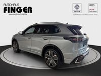 Neu VW Tiguan R-line 150 PS (110 kW) 2025 Oyster silver metallic SUV