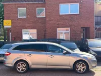 Usado Ford Mondeo Titanium 145 CV (106 kW) 2009 Plateado Berlina