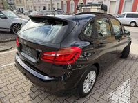 Gebraucht BMW 218 136 PS (100 kW) 2021 Schwarz Van / Kleinbus