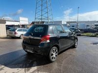 Gebraucht Toyota Yaris 69 PS (50 kW) 2009 Schwarz Kleinwagen