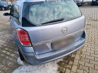 Gebraucht Opel Astra 90 PS (66 kW) 2008 Kombi