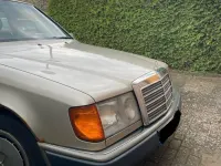 Gebraucht Mercedes E250 90 PS (66 kW) 1992 Limousine