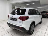 Gebraucht Suzuki Vitara Comfort 129 PS (94 kW) 2021 Weiß SUV
