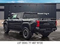 Gebraucht Toyota Tacoma T1 277 PS (203 kW) 2024 Schwarz Abholung