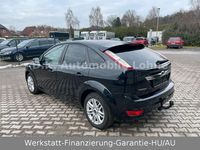 Gebraucht Ford Focus Ghia 145 PS (106 kW) 2009 Schwarz Limousine