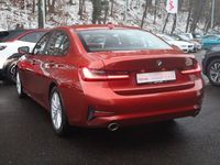 Gebraucht BMW 318 Advantage 156 PS (114 kW) 2020 Orange Limousine