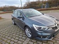 Gebraucht Renault Mégane IV Intens 116 PS (85 kW) 2020 Silber Limousine