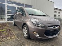 Gebraucht Hyundai ix20 Edition 90 PS (66 kW) 2013 Braun Kleinwagen