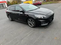 Gebraucht Ford Focus ST-Line 150 PS (110 kW) 2019 Schwarz Kombi